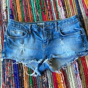 Topshop Moro Daisy cutoff shorts size 6